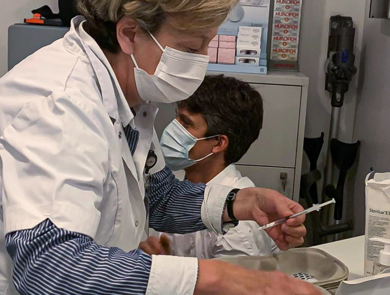 Prik miniser Dalle-1.png