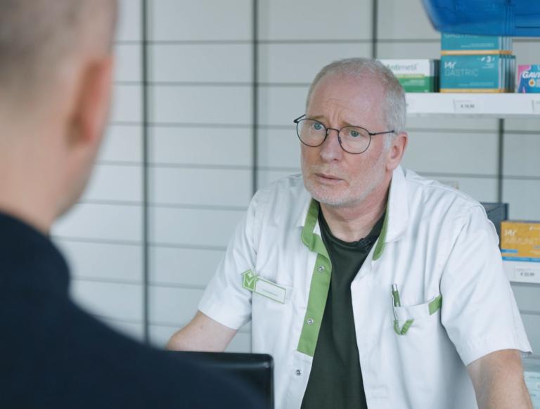 bezorgde apotheker.JPG